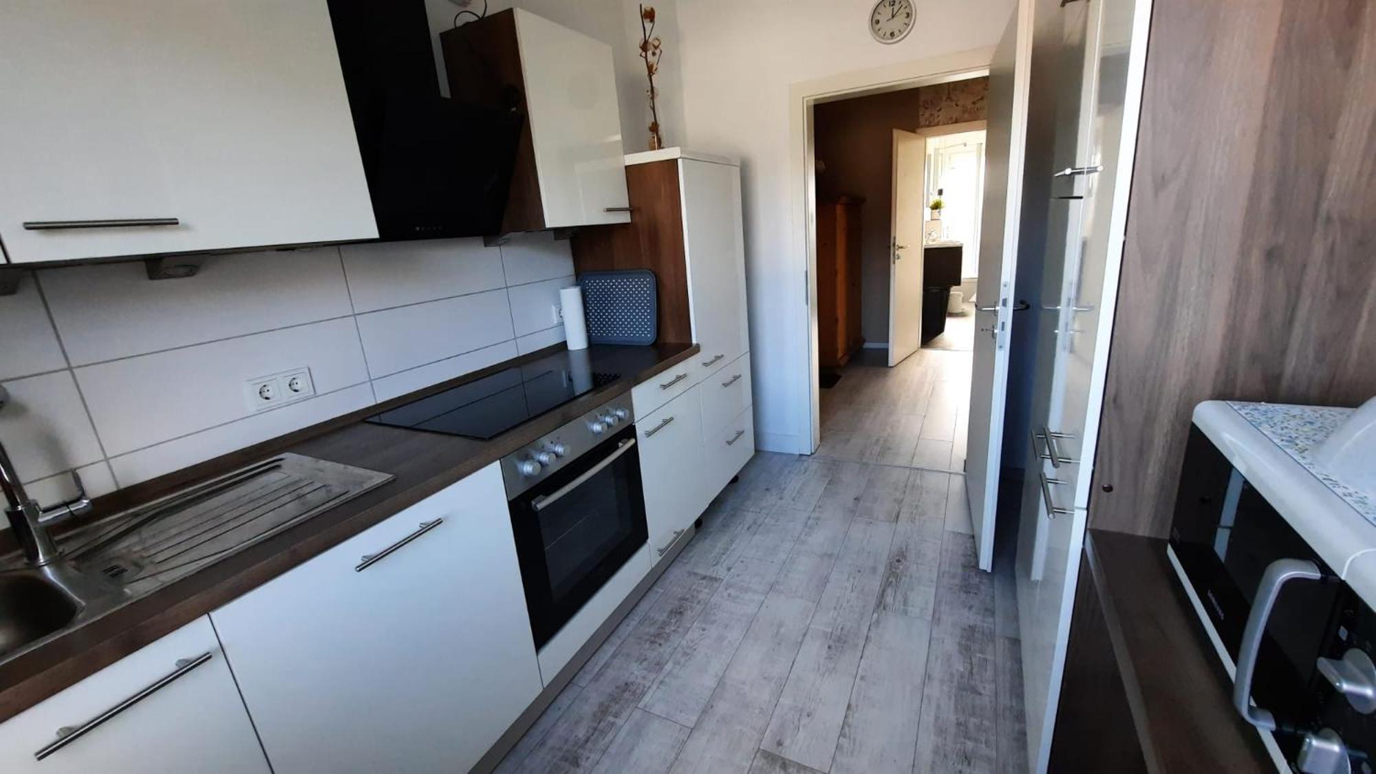 Ruhig Gelegene 2-Zi Fewo, Wallbox, Balkon Έσσεν Εξωτερικό φωτογραφία